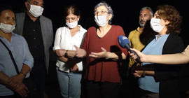 HDP'li Leyla Güven tahliye oldu