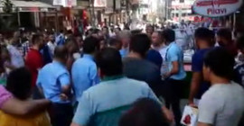 Sokak müzisyenlerine gençler sahip çıktı