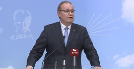 'Ceketinin duruşuna gösterdiği özeni gençlerimize gösterseydi'