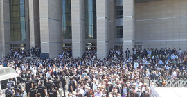 AKP'nin yasasına karşı yüzlerce avukat İstanbul Adliyesi'ndeydi: Halk için mücadele edeceğiz
