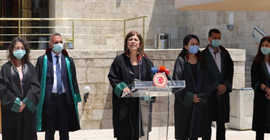 HDP’li vekiller cübbeleriyle seslendi: Teklif savunmaya darbedir
