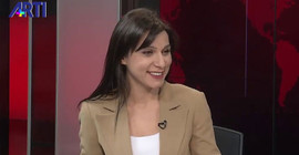 Gözaltına alınan gazeteci Sibel Hürtaş serbest bırakıldı: Karakola boynum sıkılarak götürüldüm