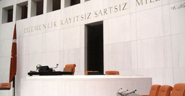 Mustafa Şentop, 328 oyla üçüncü turda Meclis Başkanı seçildi