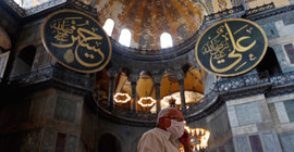 UNESCO: Ayasofya'nın statüsünün değiştirilmesinden üzüntü duyuyoruz