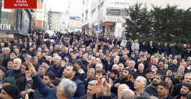 Cuma namazından çıktılar davalık oldular
