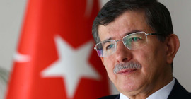Davutoğlu'na hakaret edildi, delil yok denilerek dosya kapatıldı