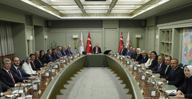 Erdoğan, MYK ve MKYK'da kurmaylarını uyardı: Konuştuklarımız aile içinde kalsın