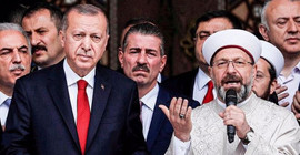 Saray, ‘önerge yanıtlamama’ alışkanlığını Diyanet için bozdu