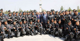 Saray'ın muhafız ordusuna milyonlar harcanıyor