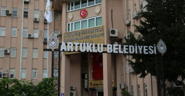 'Artuklu Belediyesi kaynakları yandaşlara peşkeş çekildi'