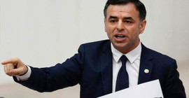 Barış Yarkadaş: AKP'li Horasan Belediyesi'nin adını Aydınlar Aile Belediyesi olarak değiştirin