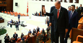 Selvi: İktidar, Siyasi Partiler ve Seçim Kanunu’nda köklü değişikliklere hazırlanıyor