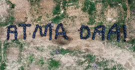 Ordu'da temizlik işçileri, topladıkları çöplerle vatandaşa seslendi: Atma daa