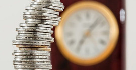 Hazine, bugün gerçekleştirilen iki ihalede 3,3 milyar lira borçlandı
