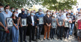 Apê Musa katledildiği yerde anıldı: Değerlerimizin kalemlerini yerde bırakmayacağız