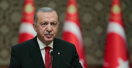 Mehmet Y. Yılmaz: Boş mide gurultusu, nutuk gürültüsünü bastırır