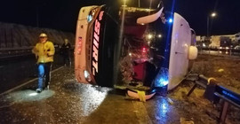 Maraş'ta yolcu otobüsü devrildi: 12 yaralı