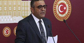 'AYM ve AİHM kararlarını uygulamayan hakimleri görevde tutan sizsiniz'