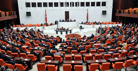 Batman'daki çocuk istismarı Meclis gündeminde: Musa Orhan'ın serbest bırakılması hatırlatıldı