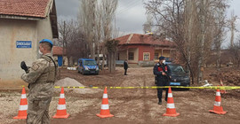 6 aylık hamile eşini öldürdü