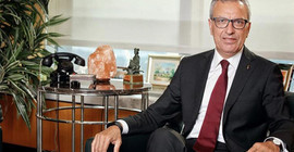 İş Bankası Genel Müdürü Adnan Bali: İşlerin iyiye gitmesi için ters dolarizasyona ihtiyaç var