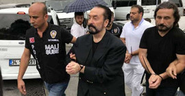 Bin 400 yıla yakın hapsi istenen Adnan Oktar: Milyonlarca genç kızı İslam'a kazandırdım