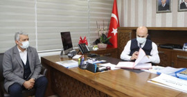 İşçilere yüzde 25 zam vaat eden sendika kayyım masasından yüzde 5'le ayrıldı