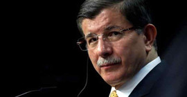 OLAY TV'nin kapanmasına tepki gösteren Davutoğlu döneminde 59 bin web sitesi kapatıldı