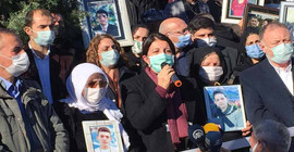 'Bizi en çok acıtan, bizi en çok inciten, bizi en çok öldüren bu Kürt düşmanlığıdır'