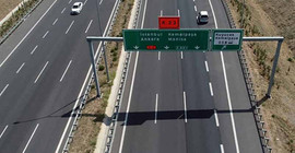 İstanbul-İzmir arası otoyolla 367, uçakla 142 lira