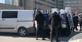 Ankara'da özlük haklarını isteyen sağlık emekçileri gözaltına alındı