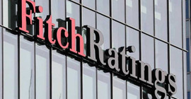 Fitch: Türk Lirası gibi yüksek getirili kurlar daha kırılgan