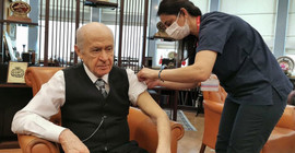 Devlet Bahçeli, Covid-19 aşısının ikinci dozunu yaptırdı