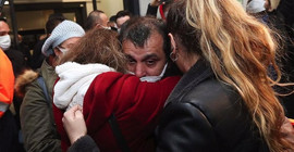 Nijerya'da serbest bırakılan 15 gemici İstanbul'a geldi