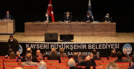 Halkın okul yapılması için bağışladığı araziye önce ahır yapan AKP, şimdi de villa yapacak