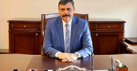 İskilipli Atıf anmasına katılan validen kendisini eleştirenlere yanıt: Serçeden korkan darı ekmez
