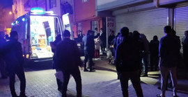 İzmir'de kadın cinayeti: Sokak ortasında bıçaklanarak öldürüldü