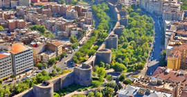 'Akademiden' Cumhur İttifakı'na çağrı: Başkenti Diyarbakır'a taşıyın