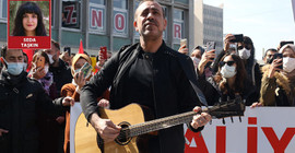 Haluk Levent atanamayan öğretmenler için söyledi: İki bahar önce okulun bitince, atanacaktın
