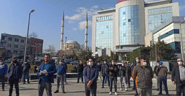 Bayrampaşa Belediyesi işçileri toplu sözleşmeye uyulması çağrısında bulundu