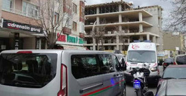 Evine haciz işlemleri için gelen avukatı öldürdü