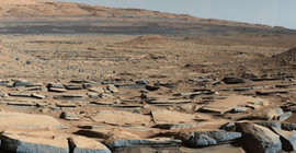Mars'ın yüzeyinden kaybolan suyun kabuğunda sıkıştığı düşünülüyor