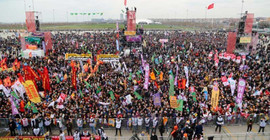 Newroz kutlamaları için binlerce kişi bir araya geldi
