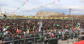 Yüzbinler il il Newroz'u kutladı