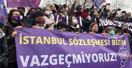 Kadınlar ve LGBTİ+'lardan #İstanbulSözleşmesiİçinSesÇıkar eylemi