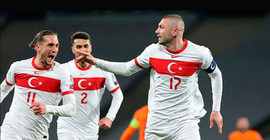 Türkiye, Hollanda engelini Burak Yılmaz ile aştı