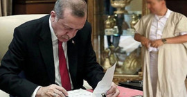 'Tekkedeki amiral, Erdoğan'ın; 'Önümüze ihraç için getirdiler, imza atmadık' dediği tarikattan'