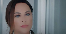 Hülya Avşar'a uygulanan 'özel filtre' sosyal medyada gündem oldu