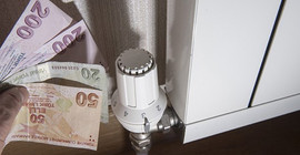 Doğalgaza 4 ayda 4 zam, elektrik şirketlerine yüzde 17 indirim