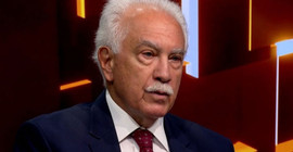 Perinçek'ten amiraller bildirisi yorumu: Bütün Amerikan bayrakları etrafımızı çevirmiş